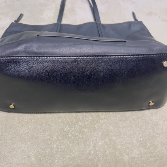 ELIZABETH AND JAMES VEGAN LEATHER BIG TOTE PURSE COGNAC BROWN SHOULDER BAG - Picture 2 of 5